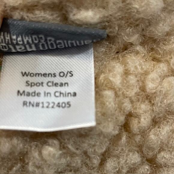 San Diego Hat Co. women's faux fur, Panama Bucket hat. - Picture 4 of 6